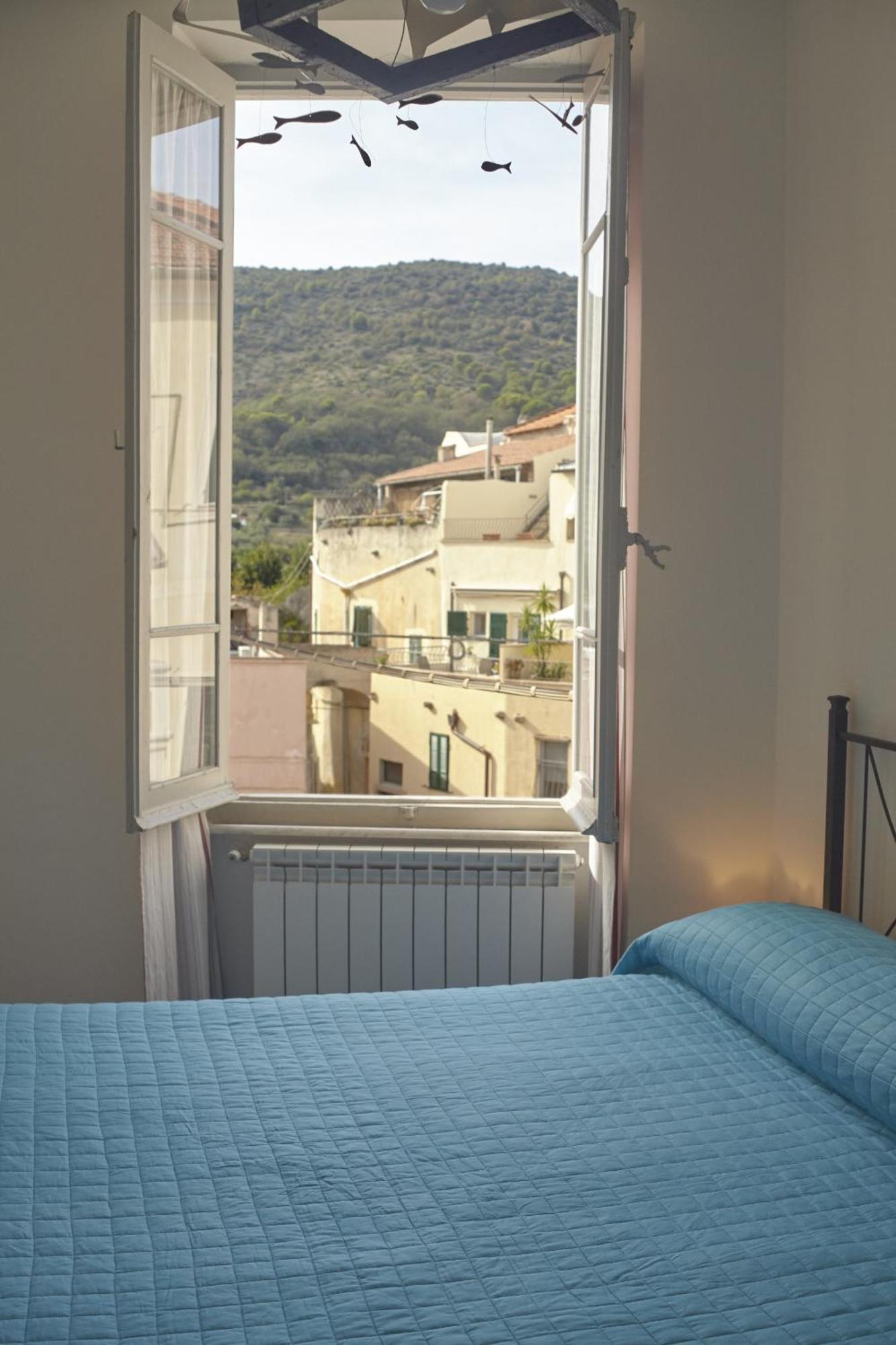 B&B Giardinidivale A 2 Chilometri Da Finale Ligure Borgio Verezzi Room photo